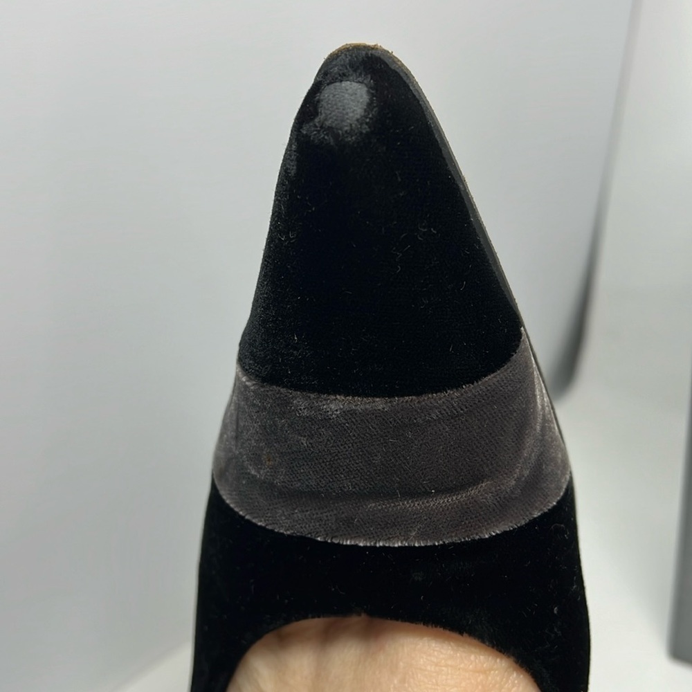 Prada Sz 40 US 10 Grey Crushed Velvet Pumps - Picture 11 of 16